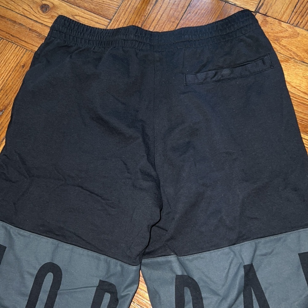 Jordan black and gray shorts size: M - Picture 6 of 7